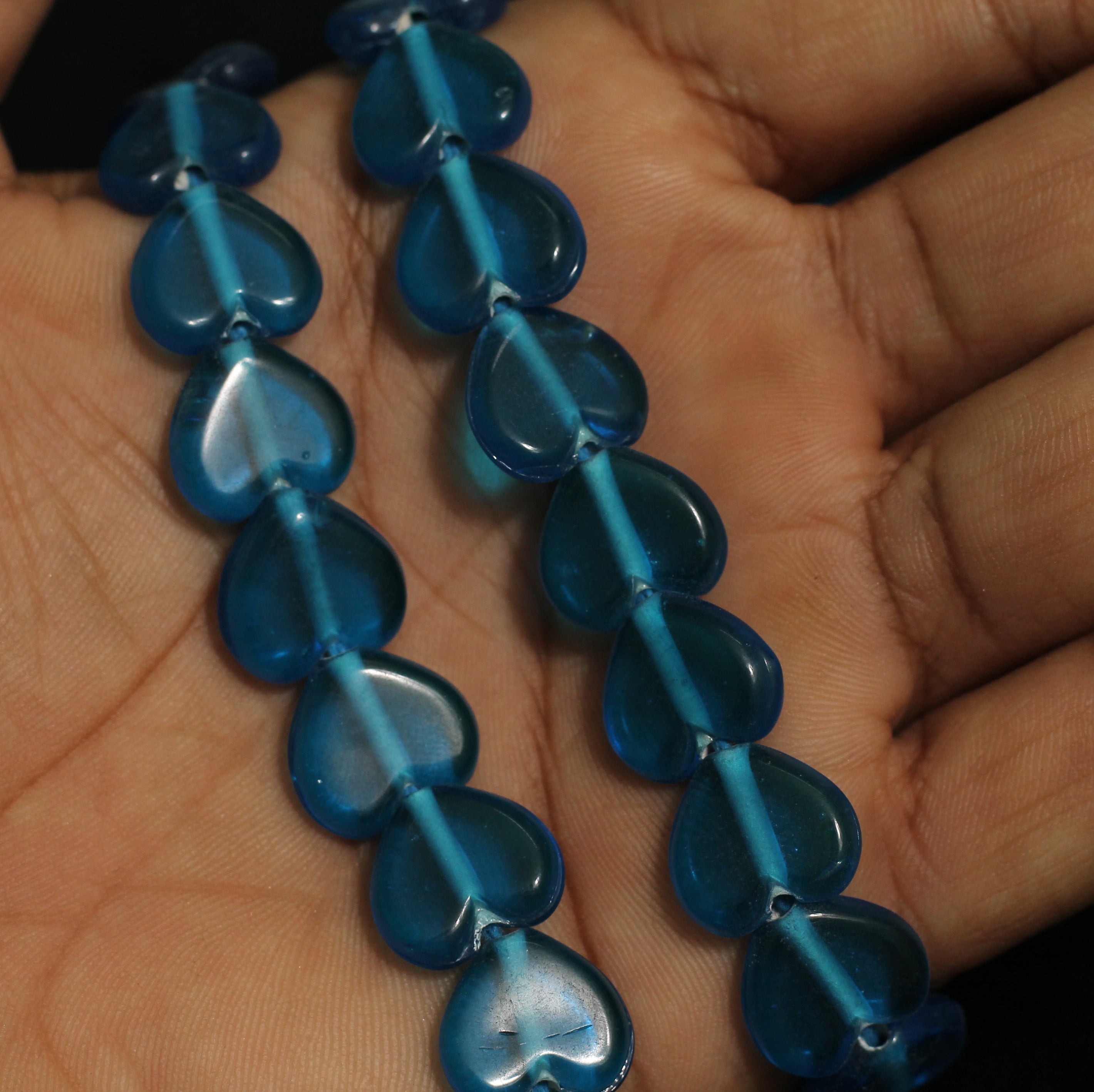 1 String 14X12mm Glass Heart Beads Sky Blue