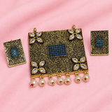 Kundan Pendant With Earring Set