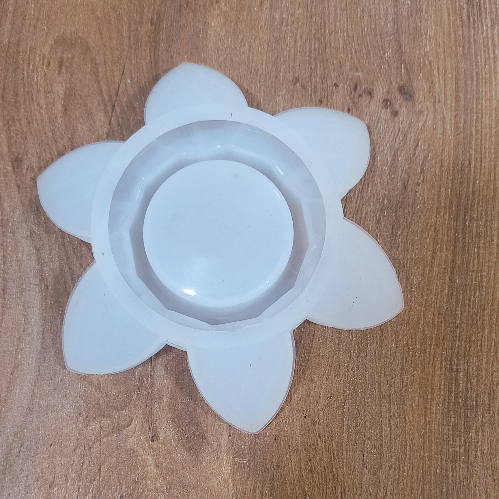 105mm Silicone Mold Lotus Shape Tealight Candle Holder