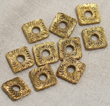 10 Pcs Wire Mesh Beads Golden 20mm