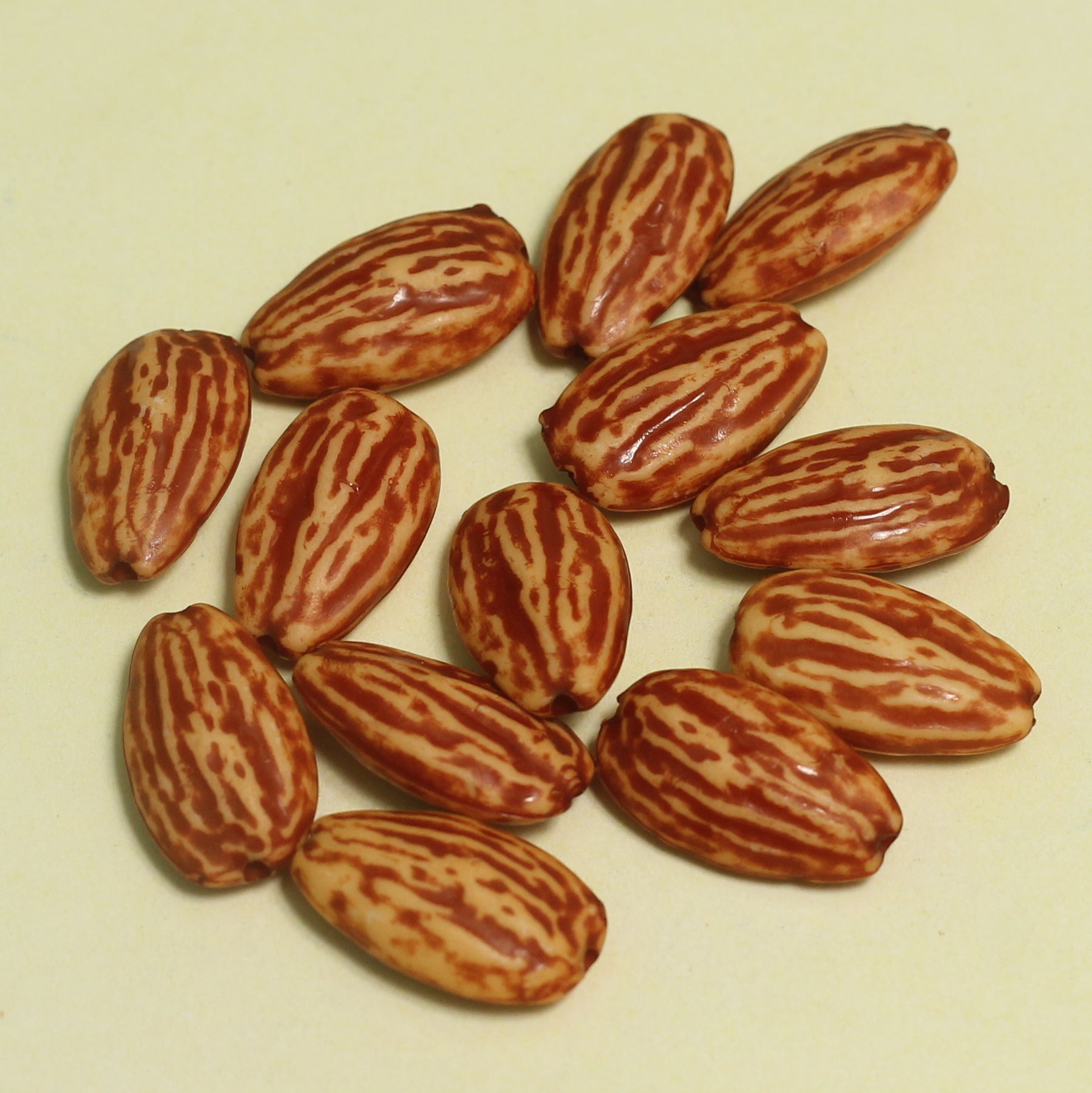 22x13mm Acrylic Almond Beads