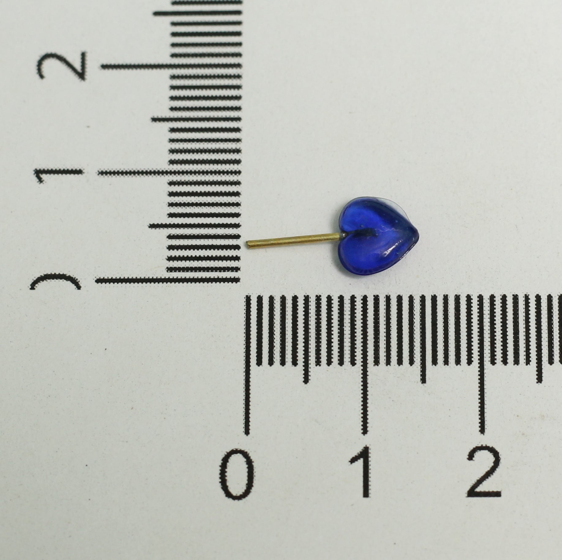100 Pcs, 6mm Heart Glass Loreal Beads
