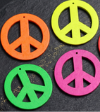 40 Pcs Wooden Round Pendants and Charms Assorted 35mm