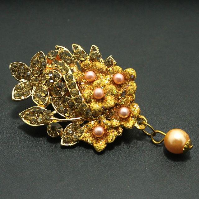 Gold Plated Stone Saree Pin_AGJ36
