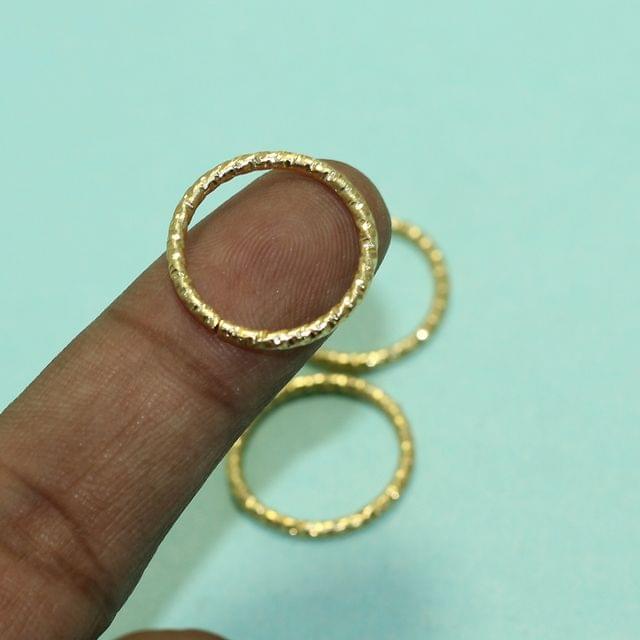 20mm Golden Fancy Round Open Ring