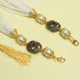 Pearl Beaded Pendants Dori White